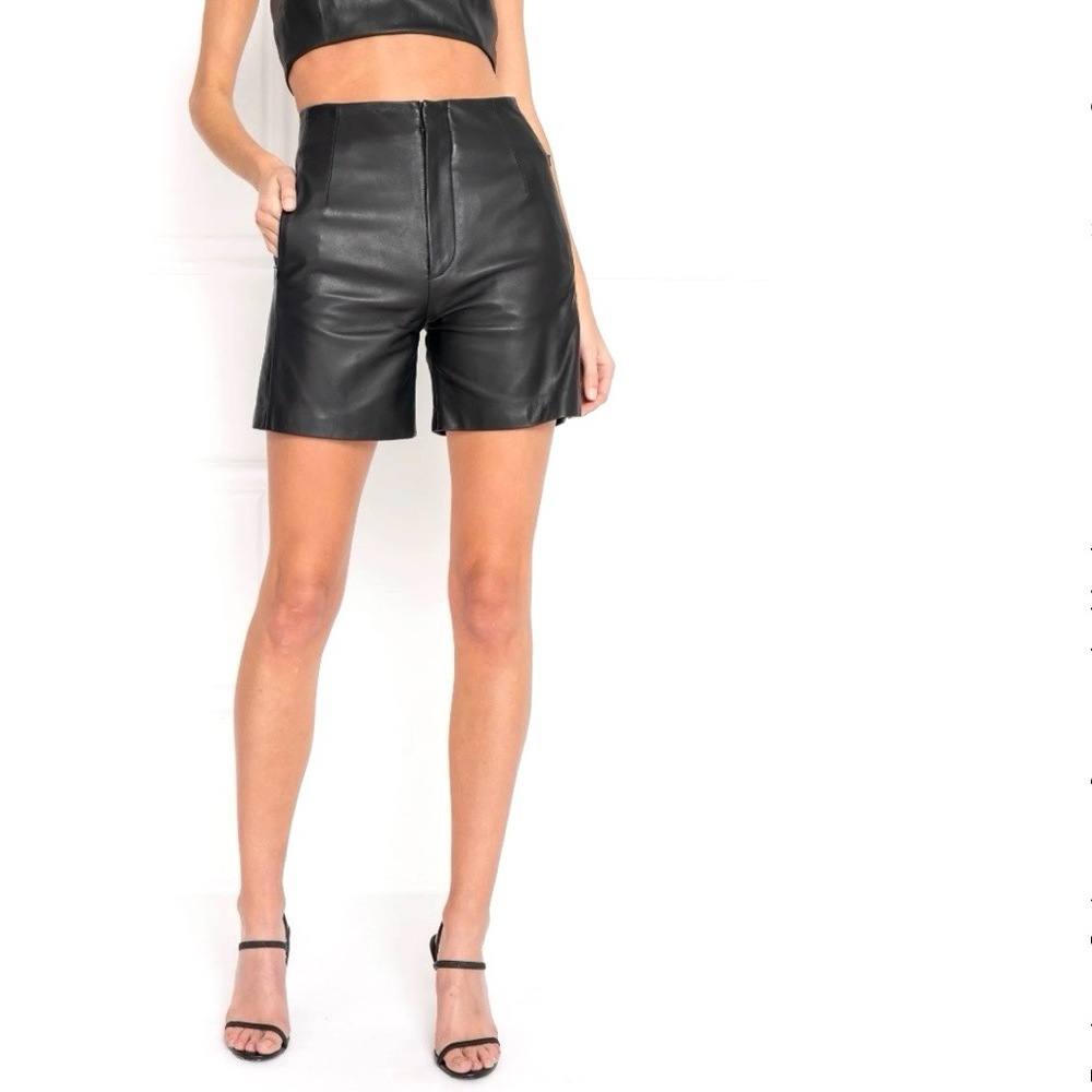 LAMARQUE Bernice High Waist Leather Short